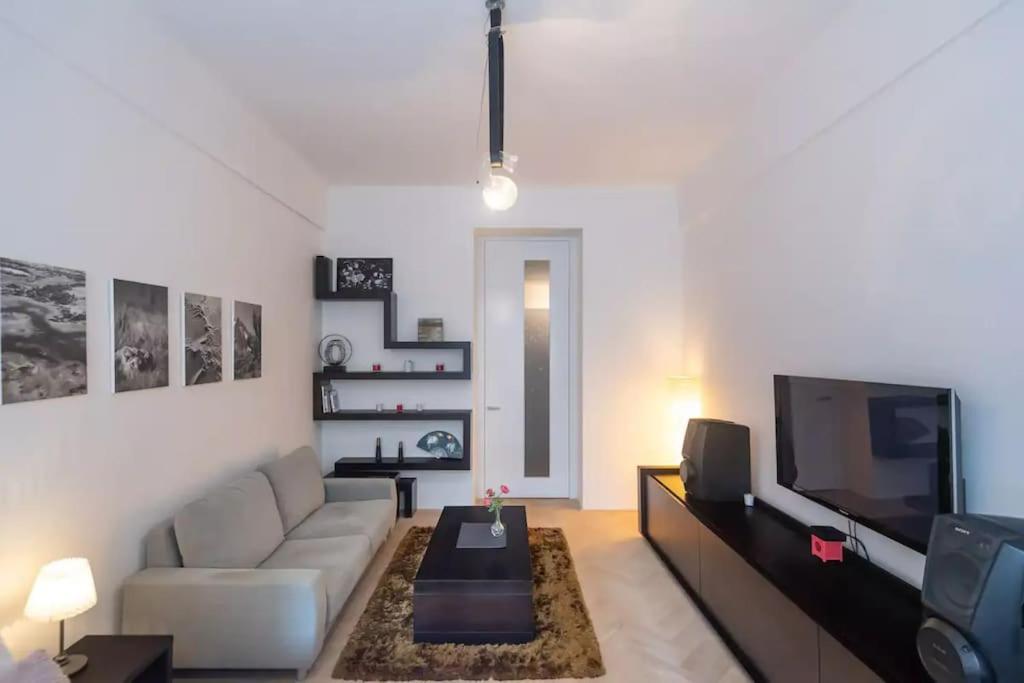 Luxury Apartment On Old Town Square Prag Exteriör bild