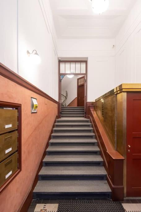 Luxury Apartment On Old Town Square Prag Exteriör bild
