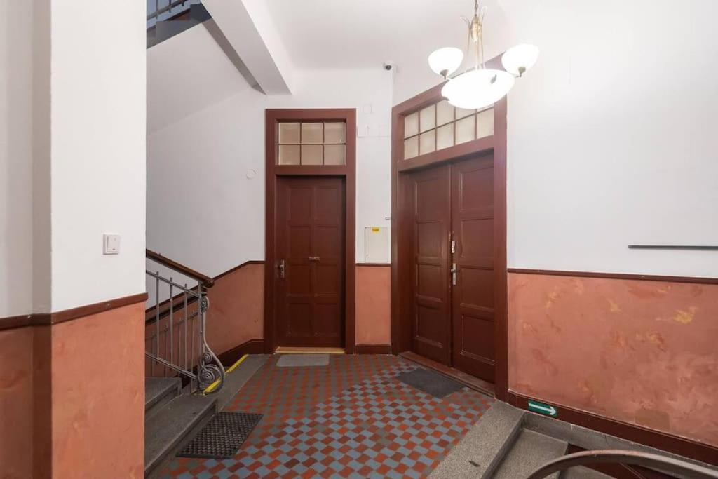 Luxury Apartment On Old Town Square Prag Exteriör bild